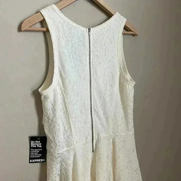 Express Cream Lace Dress Size Medium - Picture 5 of 15
